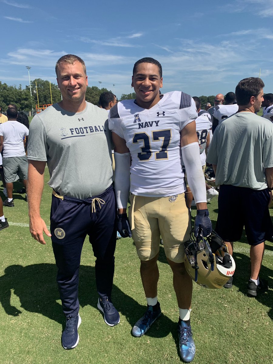 grant_kathya's tweet photo. So happy to be able to see Job. @jay_g81 
#LetsGoNavy https://t.co/ECqxsK9sqk