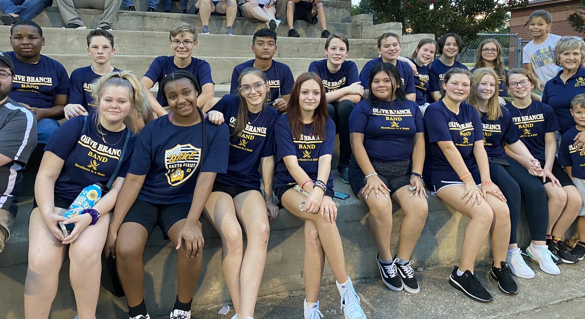 obmsquistorband's tweet photo. #Firstgame as an official OBHS Band Roadie @OBHS_Band 💙💛@obmsquistorband @OBMSPride https://t.co/aQFYls8wtp