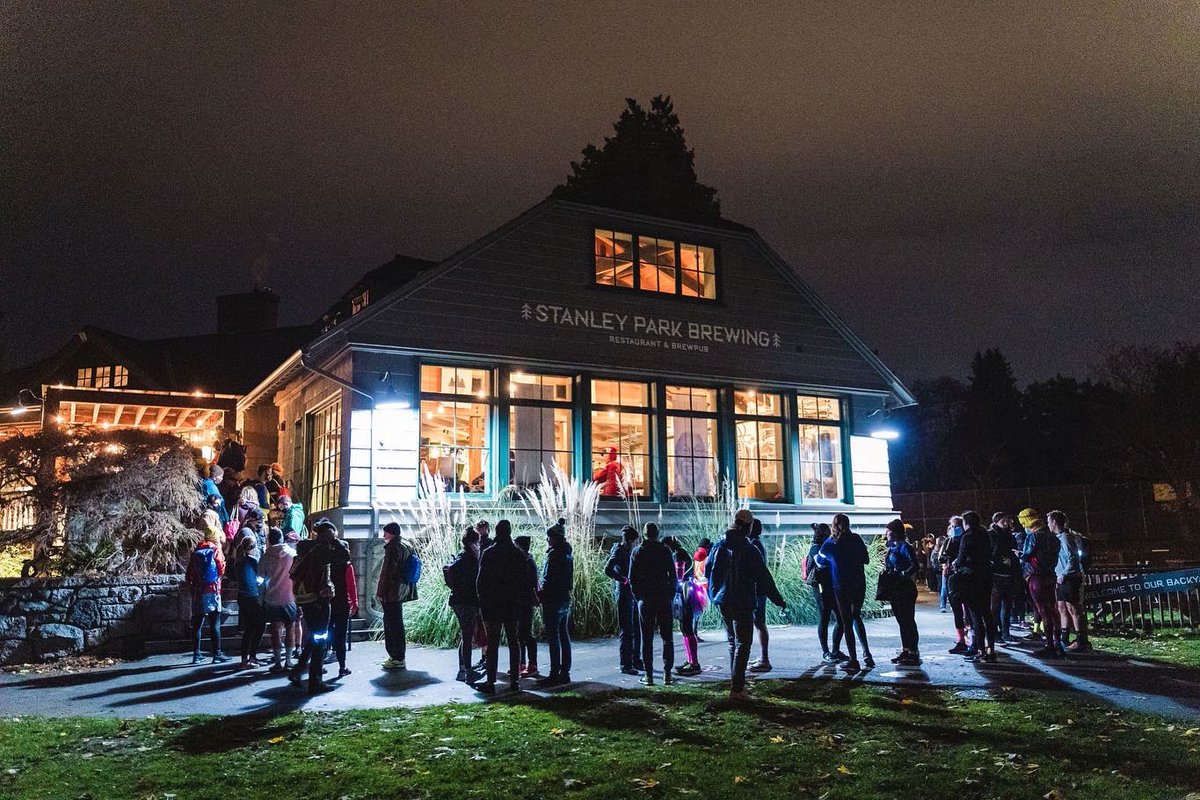 The post-race party will be back at @stanleyparkbrew complete with dinner, exclusive event beer and prizes! Thanks for all your continued support. Our runners had a blast last year… as you can tell from these photos! 
📸 Ty Holtan

#momiler #vancouver #movember
