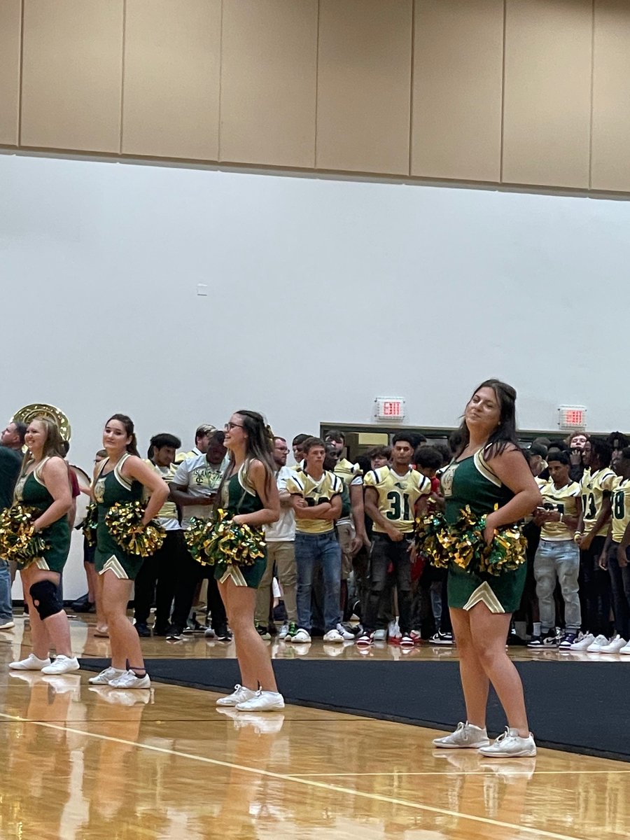 First Pep Rally in the Swamp! 

ICHS 🐊