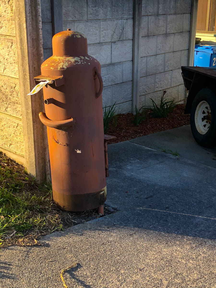 ausletterboxes's tweet photo. Old gas cylinder
#aussieletterboxes #letters #letteboxes #mailbox #youhavemail #post #letterbox #royalmail #postbox #australia https://t.co/mvfQmBv4ZX https://t.co/qfRDVCZdaz