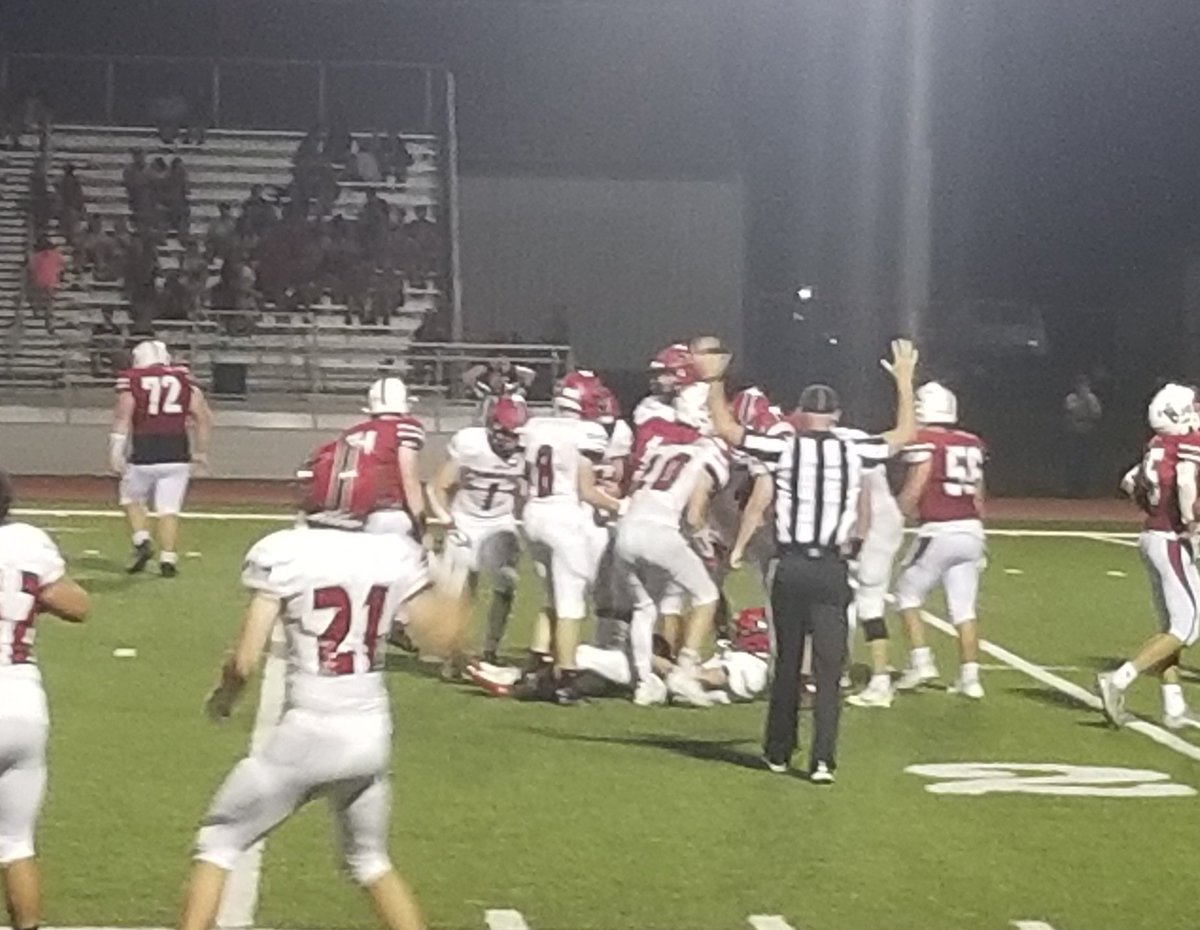 <a href="/GunnarScripsick/">Gunnar.Scripsick</a> with the LOONG INT return! Eagles ball on the Cheney 22 yard line!

Eagles still lead 14-7!🦅🦅