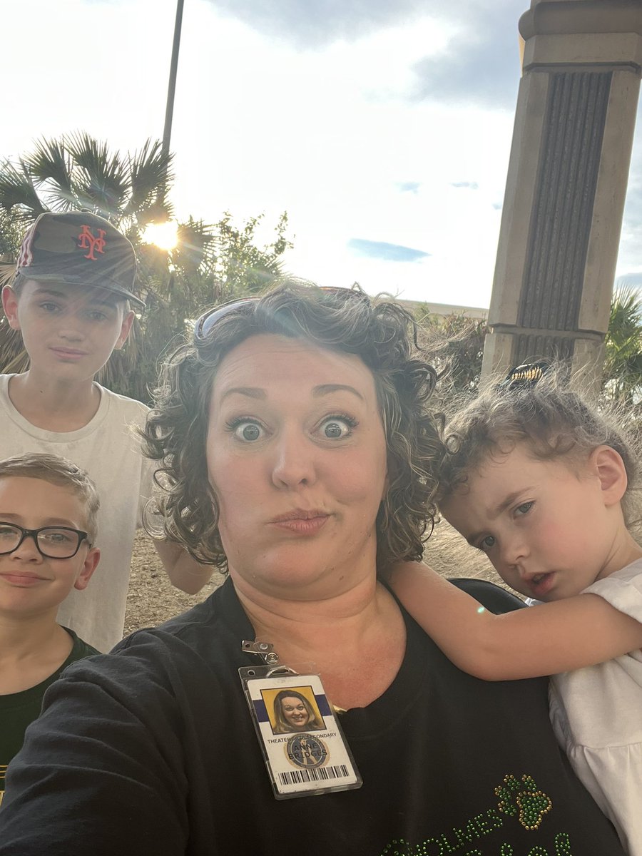 Blow out on the side of 410 has us watching the game from home. 🥴 Go Huskies!!!!