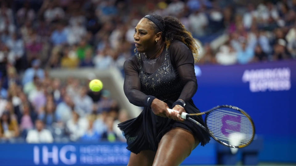 USAmemorabilia's tweet photo. Congratulations Serena Williams!

319 Weeks Ranked #1
23 Grand Slam Titles
73 Singles Tournament Wins
3x Olympian (4 Gold Medals)

#Serena  #SerenaWilliams #UsOpen https://t.co/lg3C1mDxqf