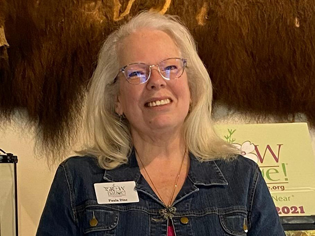 🫶 Meet Paula Diaz, principal of GardeNerd Consultations, at Plan It Native!  Don't miss her session: Supporting Keystones-Providing Insect Sanctuary, as she walks us through providing soft landings for insects under our keystone species🌳

Register @ planitnative.org