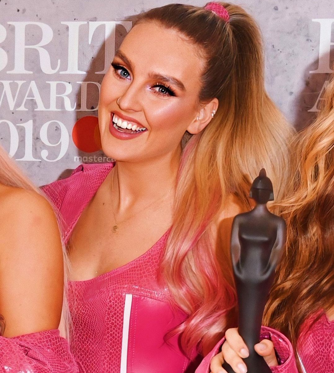 hourly perrie (@pehourly) on Twitter photo 