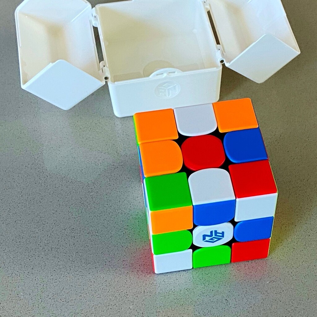 fnBrit's tweet photo. I have loved solving Rubik’s cubes since I first discovered them at 11. Picking up a cube and rotating it around the central pivot until the smaller cubes were all in the correct place was satisfying and soothing – a sort of cube-based meditation.
The Ru… https://t.co/6znmEl1yxr https://t.co/sKPvz5QYbC