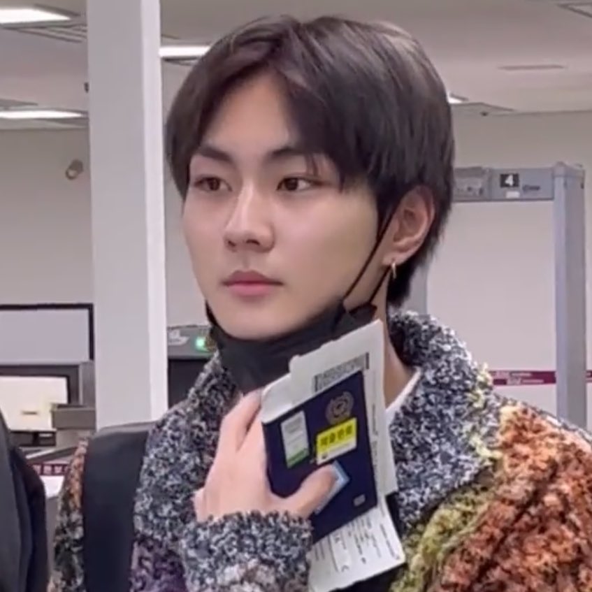 หล่อเหร้ยๆ ฟีลหน้าสด ㅠ