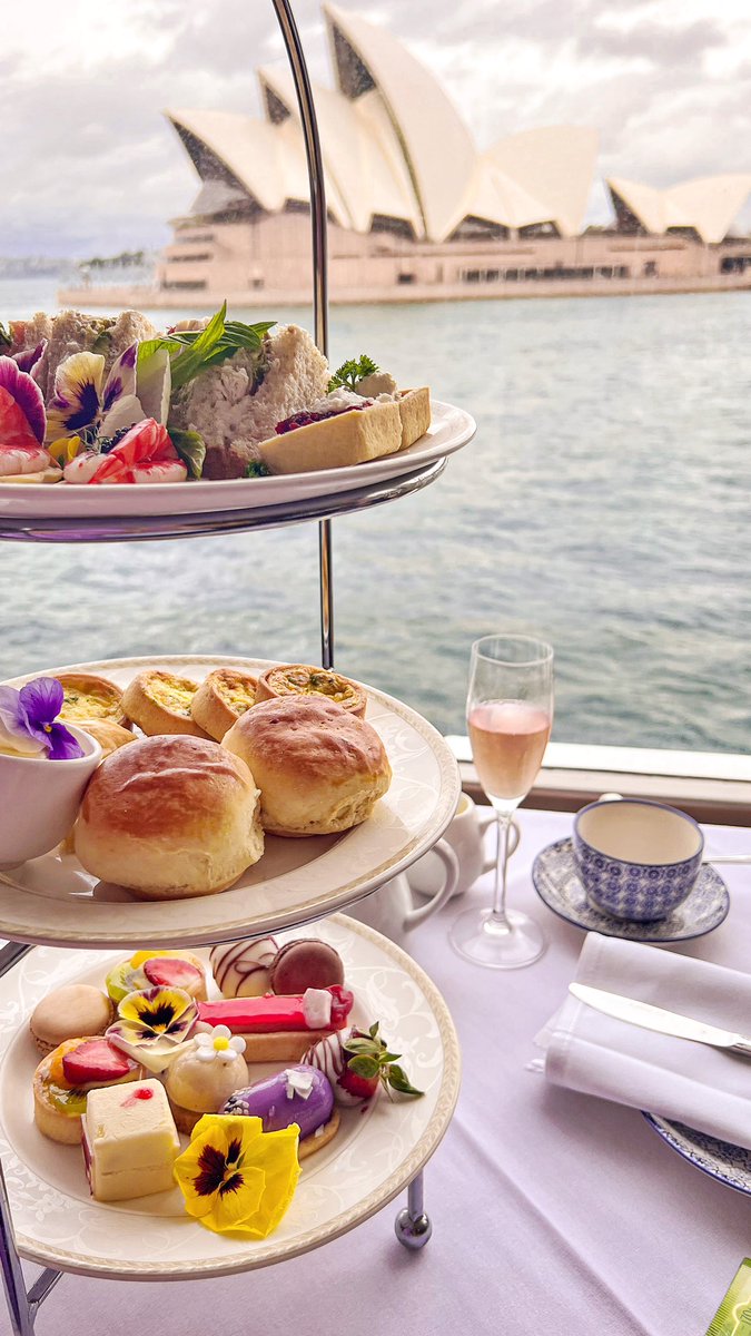 FlyingScotsGirl's tweet photo. {Gifted} wonderfully unique High Tea in Sydney with @headout aboard #CaptainCookCruises!
#headoutinsydney #visitsydney https://t.co/15FLRcsLfJ