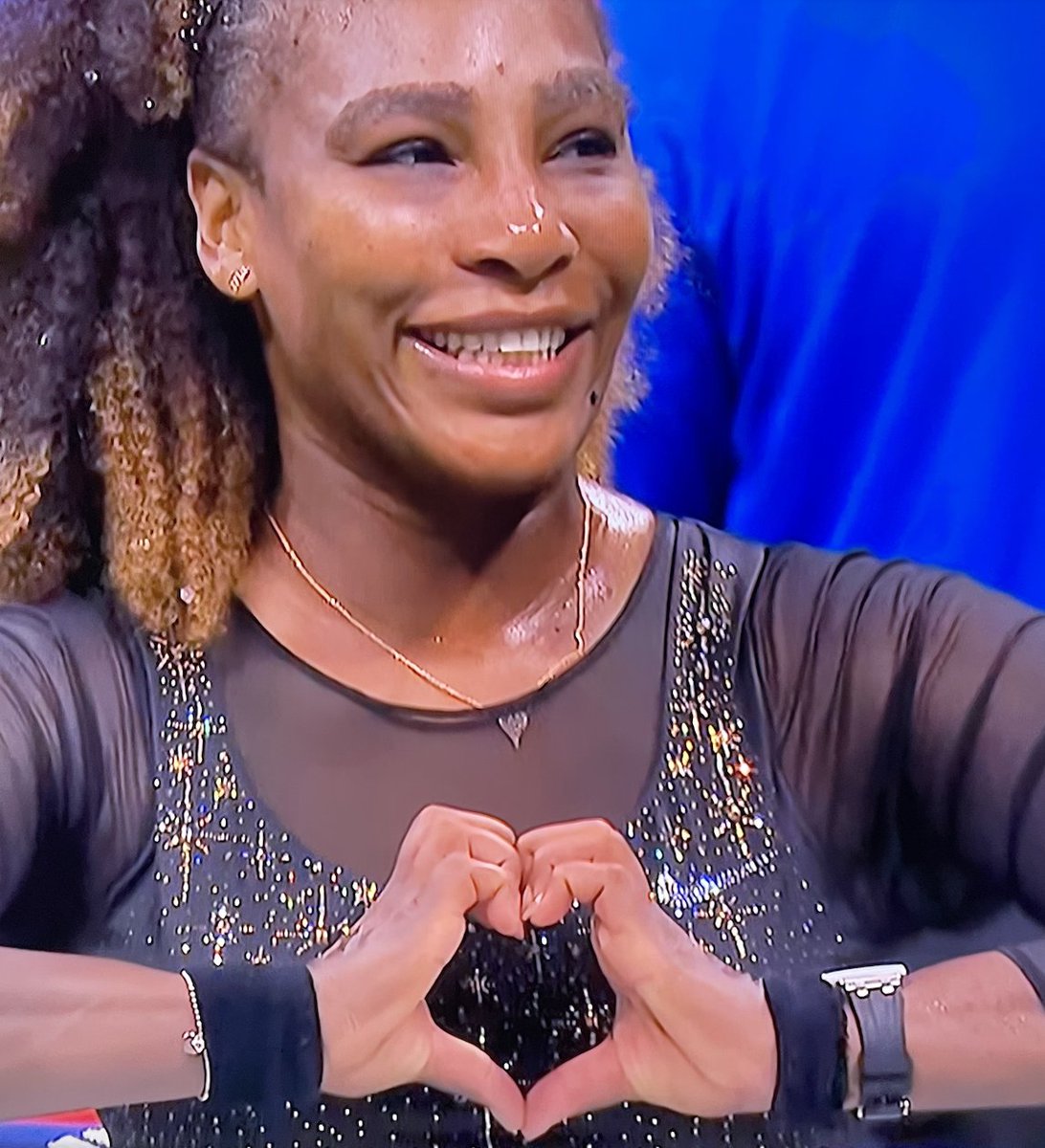 Lisa_Altobelli's tweet photo. I've had the privilege to interview an immense # of athletes for a job, but there was no one I revered more than 👑 Serena. She was even gracious when I asked an inane question in the aughts about denim skirts. #HappyTears #SimplyTheBest #ThankYouSerena https://t.co/6qKoF59XvB