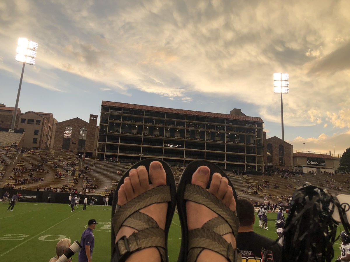 Rabid dogs loose on Folsom stay safe #gobuffs #skobuffs