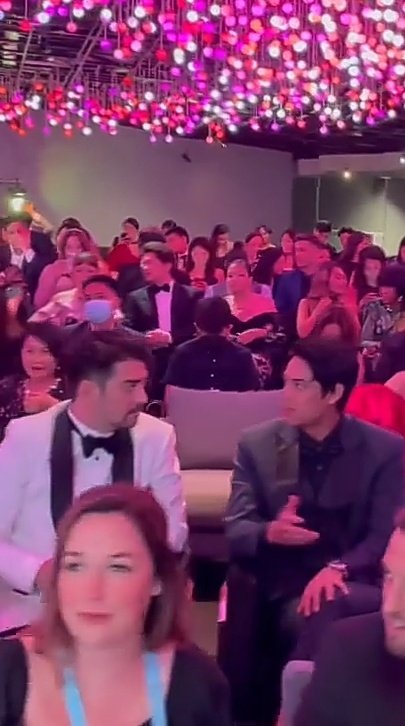 zechsytary's tweet photo. Frank and Cyrus Isidro moments @stanandwriteDK 🥺

✨DonKiss Family✨
#DonKiss | #DonKissFam https://t.co/XuzcTqv6Ts