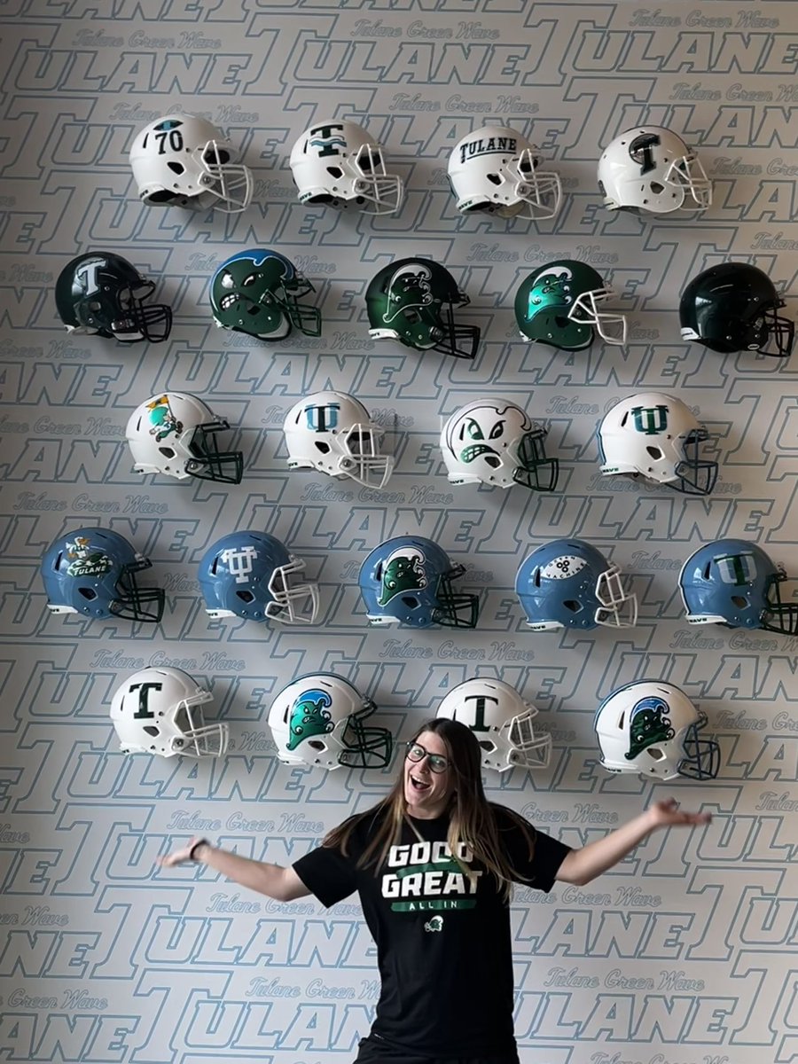 the helmet wall is finished! and i got the first picture with it :) #TUEQ
