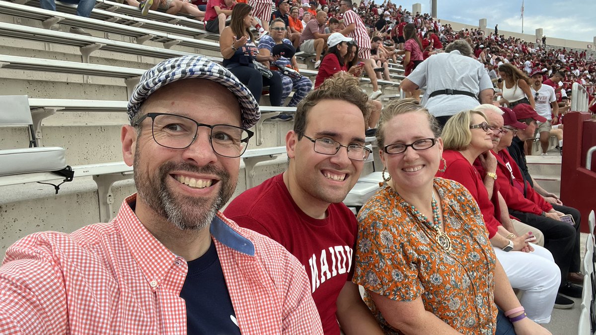 BrianNeudorff's tweet photo. With @ryan_neudorff @LifeAtPurdue and with @ZacharyNeudorff @IndianaUniv #B1GDad w/ @mom2twinsplus1 https://t.co/Tn2OloHBf0