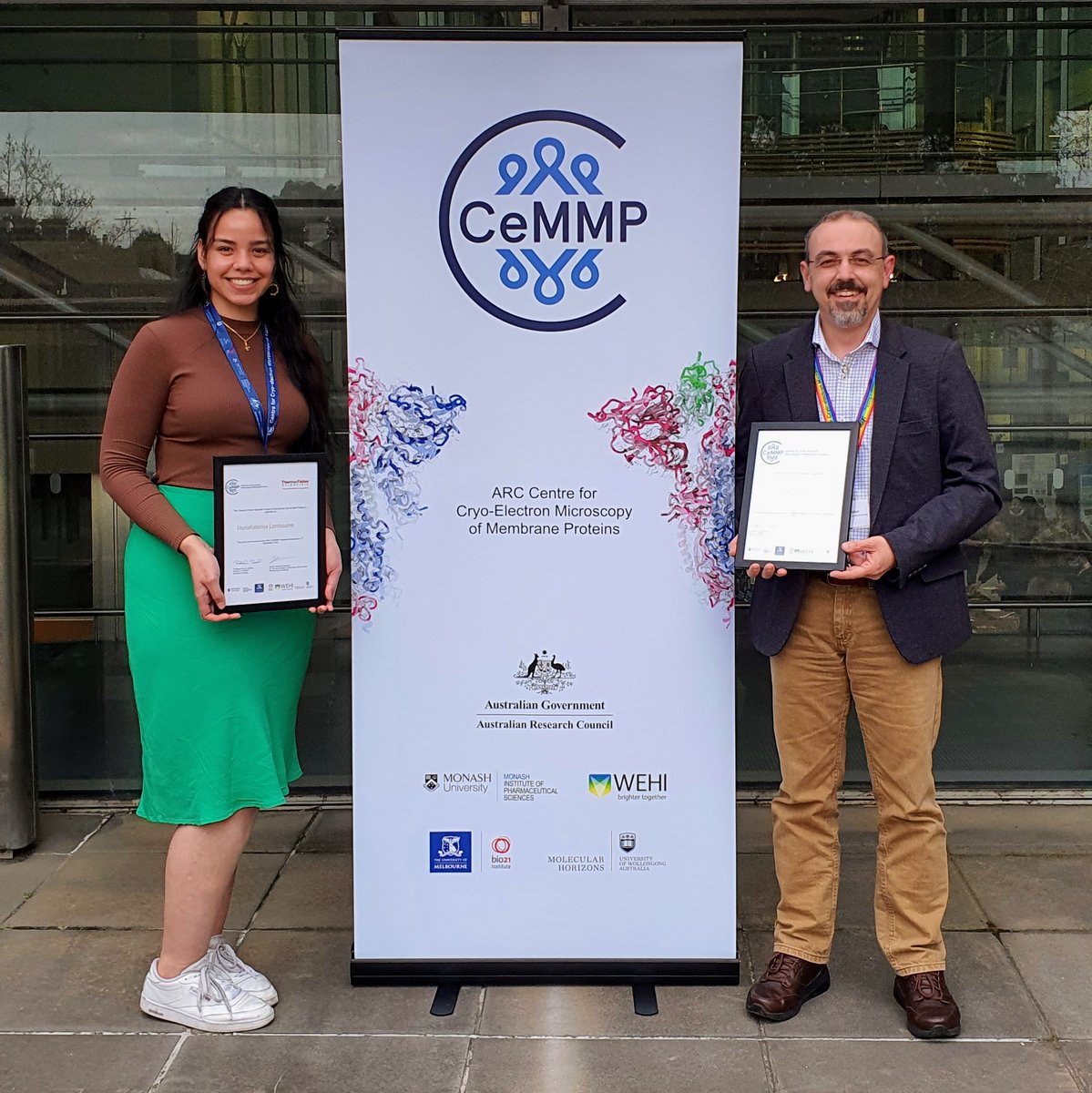 Gökhan Tolun (@gokhan_tolun) on Twitter photo Very excited and proud! 🤩
Of the 3 awards given at the <a href="/CCeMMP/">ARC CCeMMP</a> 2022 symposium, I've received the most popular talk award by the votes of the attendees, my students <a href="/mklambourne/">MariaKatarina Lambourne</a> got the runner up for the best poster, <a href="/LucyFitschen/">Lucy Fitschen</a> received an honourable mention for the same.
🎉 Very excited and proud! 🤩
Of the 3 awards given at the <a href="/CCeMMP/">ARC CCeMMP</a> 2022 symposium, I've received the most popular talk award by the votes of the attendees, my students <a href="/mklambourne/">MariaKatarina Lambourne</a> got the runner up for the best poster, <a href="/LucyFitschen/">Lucy Fitschen</a> received an honourable mention for the same.
🎉