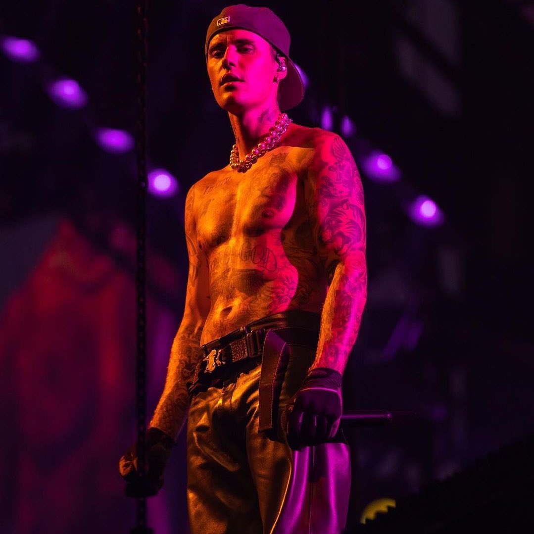 biebernovidade's tweet photo. 🚨 É AMANHÃ! Falta apenas 1 dia para o show do Justin Bieber no Rock in Rio, o show segue confirmado. https://t.co/vNsm4zRqV3