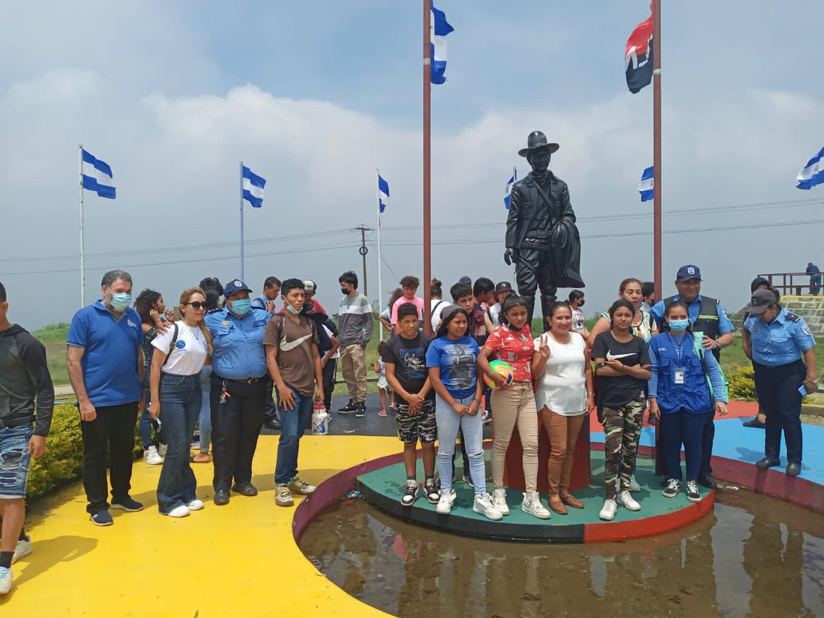 MifamManagua's tweet photo. #Managua │#DistritoTres
✅ En Marco de Estrategias #MiVidaSinDrogasPazYPorvenir realizamos espacios recreativo y cultural con jóvenes en saludo a las fiestas patrias, Visitaron en el Mirador Gabriel Vado, Mirador de la Alcaldía y Parque Ecológico de El Crucero
#Nicaragua https://t.co/k84wz5zx02
