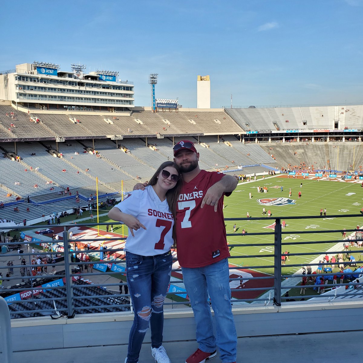 JacobMok7's tweet photo. @OU_Football Good night Sooner Nation See you at the Palace https://t.co/LrjHU990OS