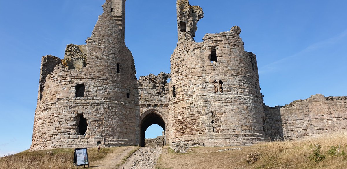 A perfect Friday at #Dunstanburghcastle...