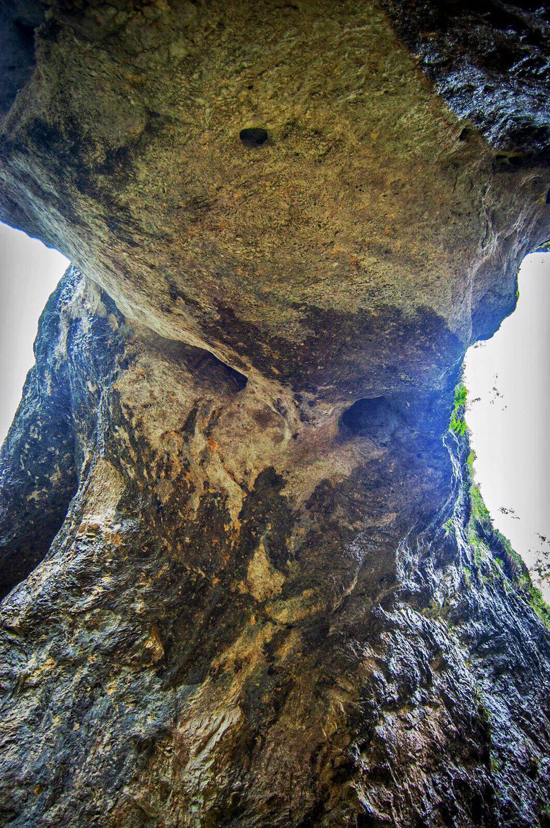 EuropeGenesys's tweet image. Rămâi alături de noi, #Vâlva este una din personajele / caracterele de #basm din mitologia românească pe care o să le personalizăm în conceptul #NFT #3D #Europe GENESYS aflat în ultima etapă de pre-lansare ✨povestea-locurilor.ro/2022/09/03/sfa… ✨#HYPERBOREA