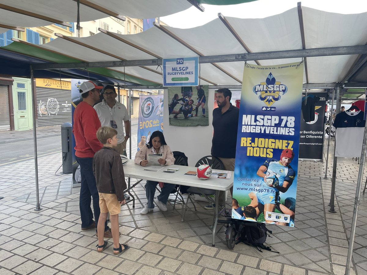 🏉Info🏉

Le MLSGP vous attend aujourd’hui au forum des associations de <a href="/StGermainLaye/">St-Germain-en-Laye</a> ! 

#mlsgpfamily 🏉🔵🟡