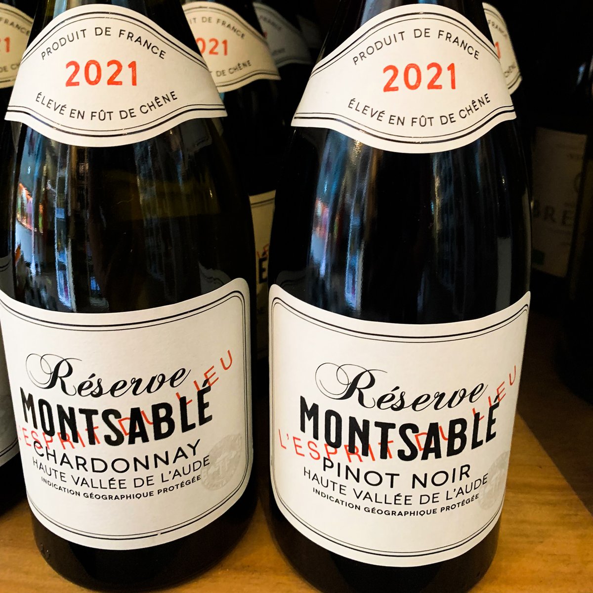 A fabulous #LoveLambWeek wine pairing with lamb, this wonderful Pinot Noir currently has a £2 SAVING now £11.95 per bottle bit.ly/2Ciw5zM 😏