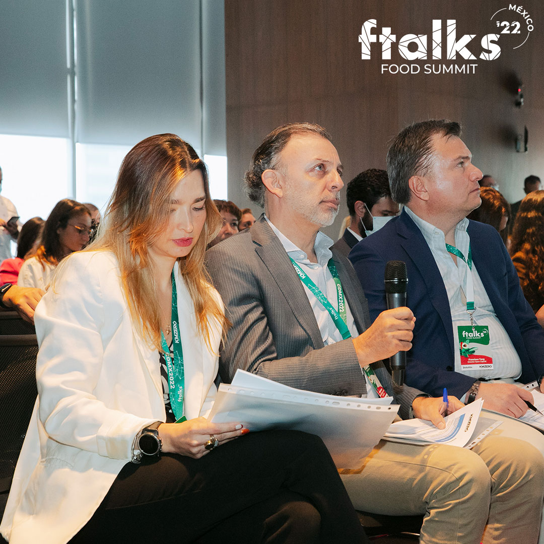 kmzerohub's tweet photo. Momentos antes de saber quiénes serían los ganadores de #FtalksFoodSummitLATAMStartupAwards, la audiencia y jurado hacían sus preguntas y deliberaban. 

#ftalksLATAM #food #foodsummit #industriaalimentaria #sostenibilidad #salud #startups #foodtech #alimentación #innovación https://t.co/dTWJ5eD9jo