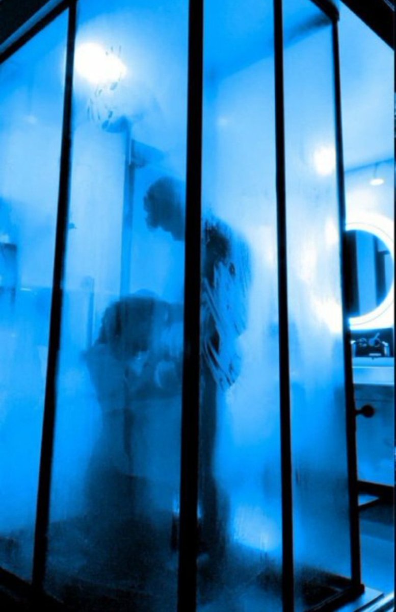 modelguyz's tweet photo. prenons un bain chaud 🛀 https://t.co/v0uoDxnzDX