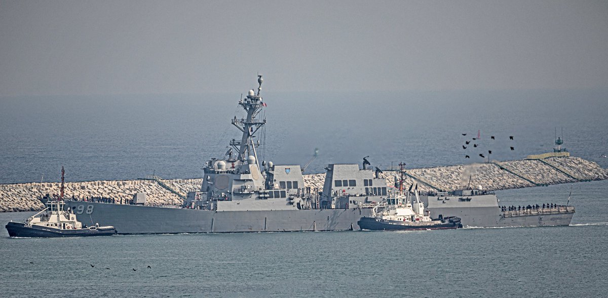 anthonyhershko's tweet photo. Can't ask for better Saturday!
Dual @NATO visit
The @USNavyEurope came with USS Forrest Sherman (DDG-98) #ForrestSherman #DDG98 #NATO #USNavy https://t.co/yRSX6KlbSP