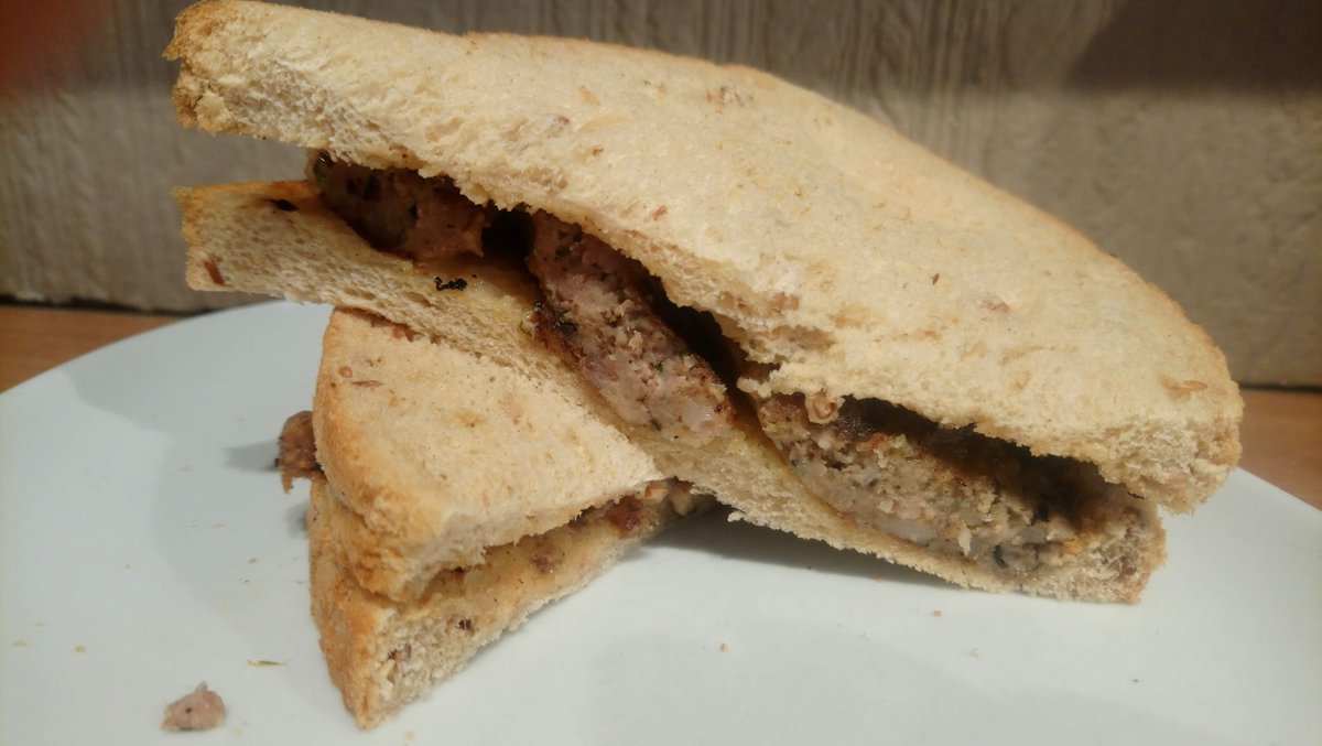 Our breakfast menu is a perfect start to the day. Our breakfast buttys come with locally sourced ingredients in white or brown bread and your choice of sauce. Choose from bacon, sausage, , bacon and egg, or sausage and egg #vegetarian #glutrenfree and #vegan available