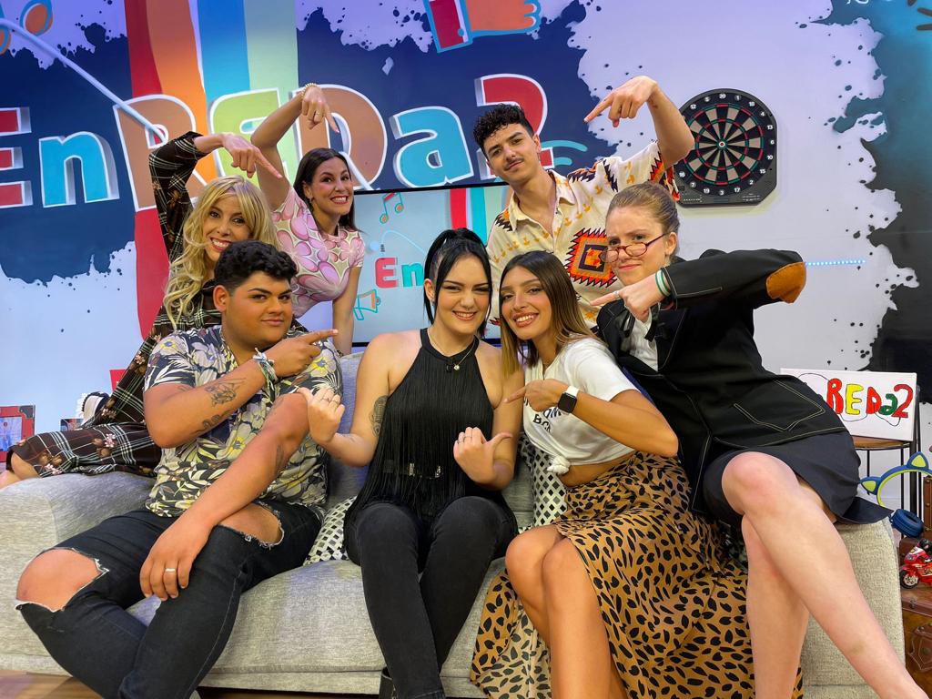 EnREDa2CS's tweet image. Arrancamos… 

Hoy con @sensilloconS y @OGiselahidalgo 

Vente al piso más educativo y divertido de @canalsur #EnREDa2cs