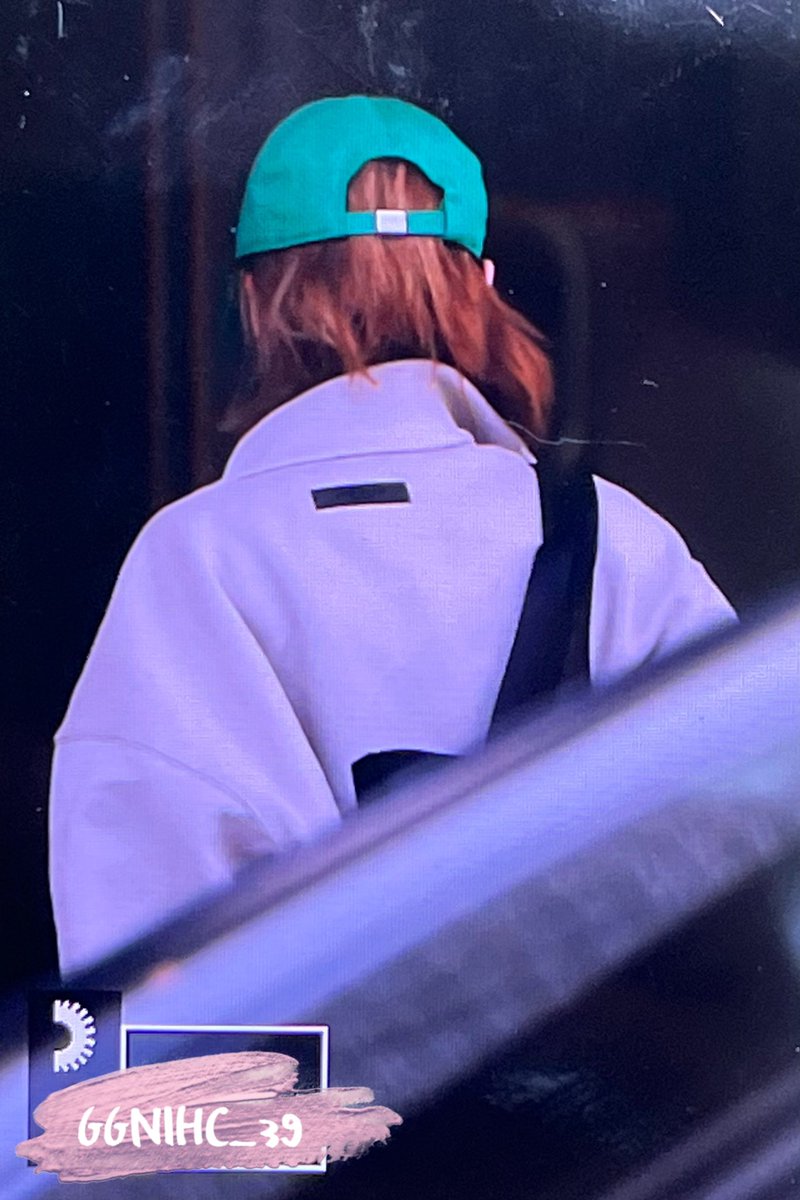 220903 출근 #태연 #TAEYEON
🏃‍♀️💨