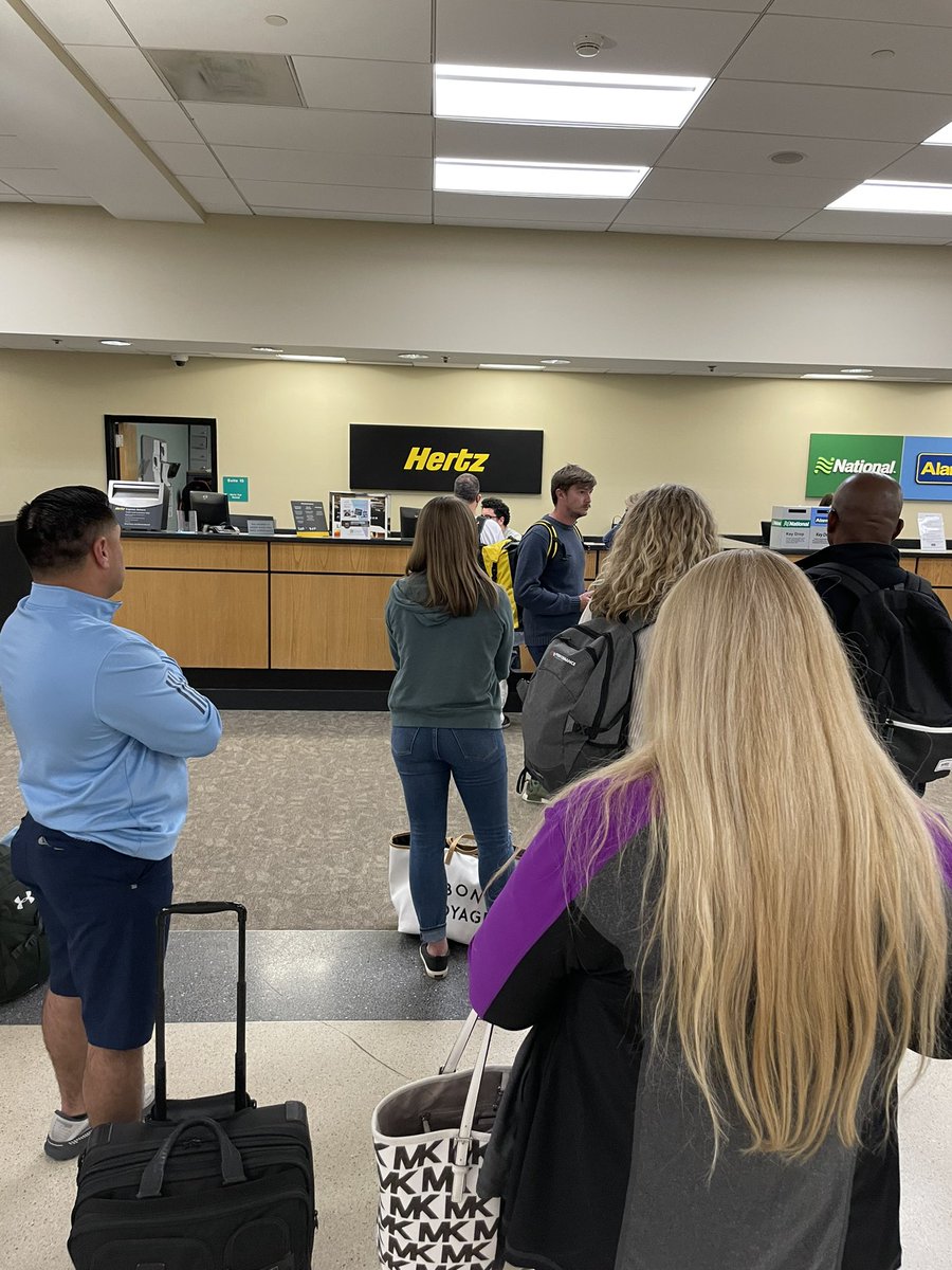 kellerarnold2's tweet photo. @Hertz your website and call center said AVL Hertz closed at 11pm and wouldn’t let me get a car at my 11:59 arrival. I get here and the desk is open. Pls fix your info https://t.co/DP5OQwo6Ec
