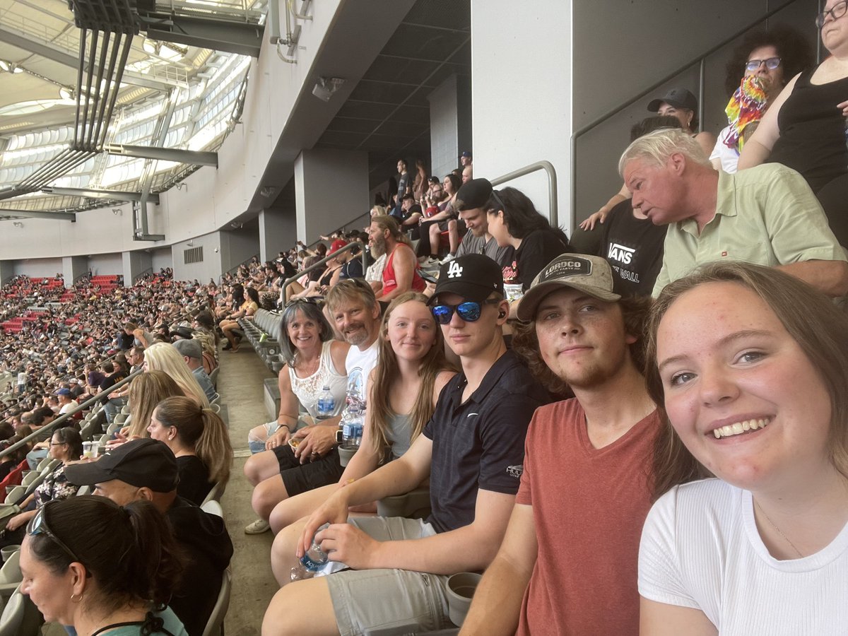 Because their mother DOES dance and their father DOES rock and roll… perfect end to our hectic summer. #bcplace #musicfansforlife #stadiumtour