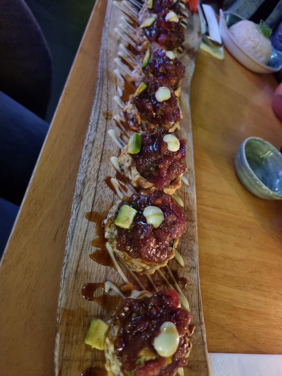 Cynthia134340's tweet photo. Japanese-peruvian cuisine. 👌👌👌
#VirtualDinnerDate #WAPMembers
@BTS_twt @MamaArmy12619 @Btsarmymom_SG @MyMagicShop97 @TannieFan @KookieBae26 @_mahitabel @norlinkarim @neferteedi @KeiMagicShop https://t.co/AhfbD4XaLE