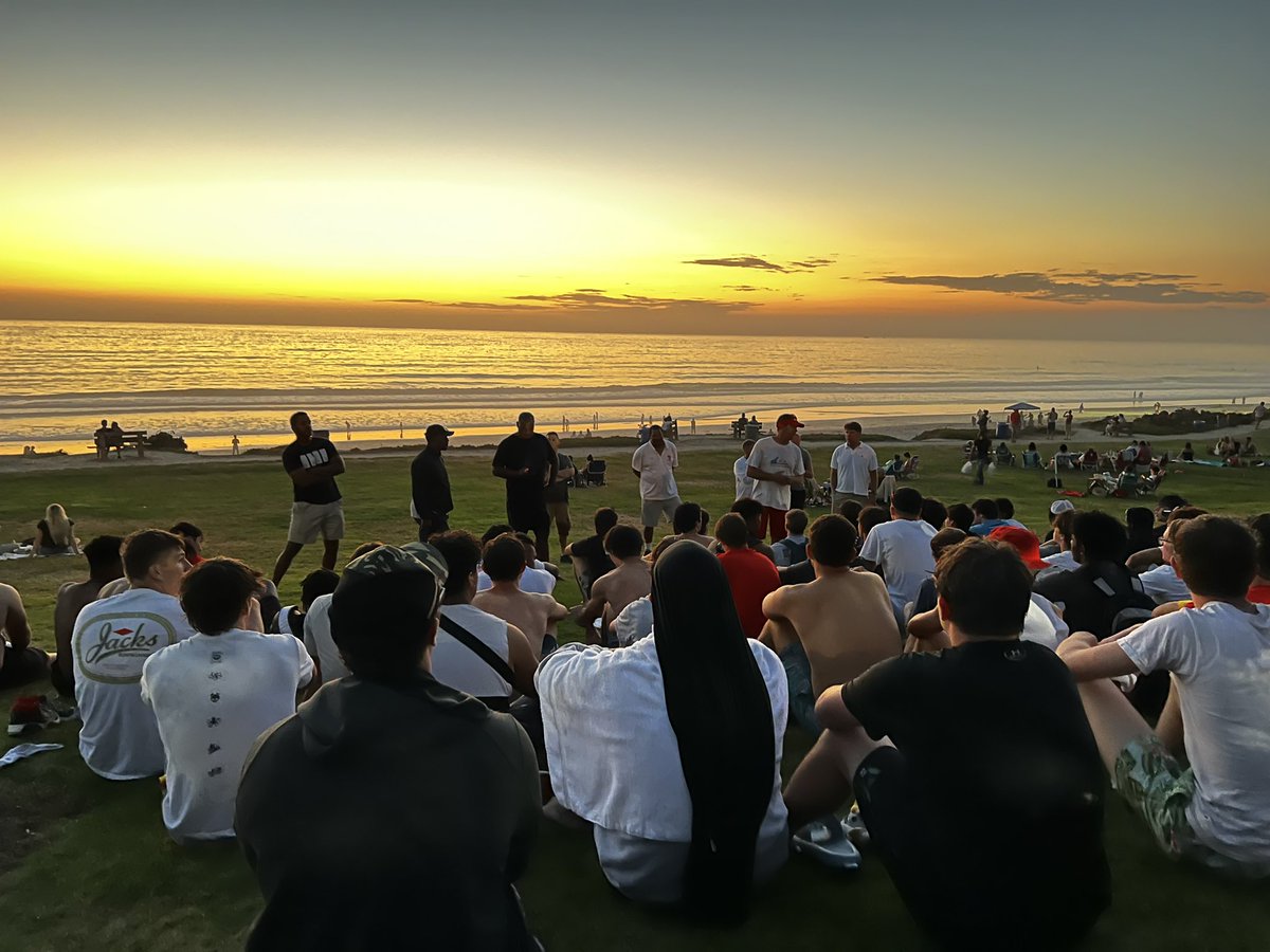 Davis Brendel (@db_p16) on Twitter photo .<a href="/RJHSFootball/">RJHS Football</a> in San Diego
Taking in the sunset and god’s glory. Ready for tomorrow at 7:30pm <a href="/RJHSathletics/">Regis Jesuit Athletics</a> .<a href="/RJHSFootball/">RJHS Football</a> in San Diego
Taking in the sunset and god’s glory. Ready for tomorrow at 7:30pm <a href="/RJHSathletics/">Regis Jesuit Athletics</a>