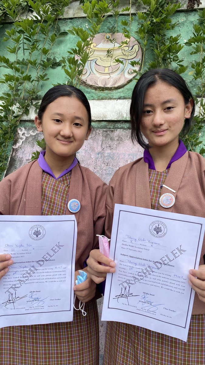 CRRinzin's tweet photo. Proud of my two daughters and other achievers of #ZMSS, and thanks @RMABhutan and partner bank @DrukPNBBankLtd for the award of #FinStar to inculcate #FnancialLiteracy https://t.co/VJarbtbSWS