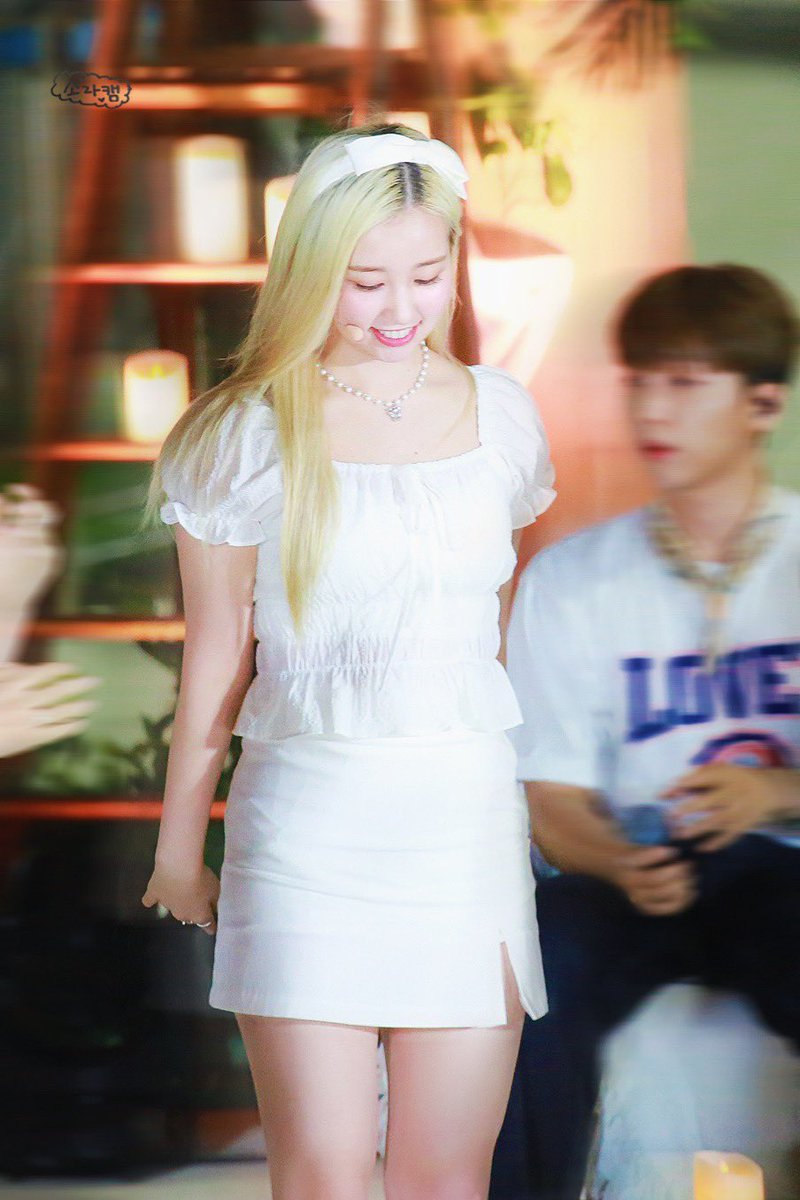 220805

#우아 #소라 #SORA #wooah