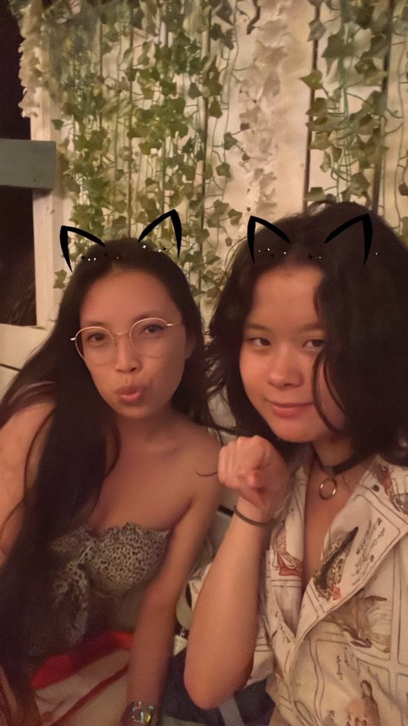 missmxqn's tweet photo. thank you @userbfIy for welcoming me and @_kkaye warmly and for hosting #PURPLEBASH with @thatgurl_dw and @mohtohsohsoh, the best hype man!! met so many new friends and it was also nice seeing @CAM3R0NPH1L1P there. so fun for our first time, until next time π https://t.co/P38VgoqBx2