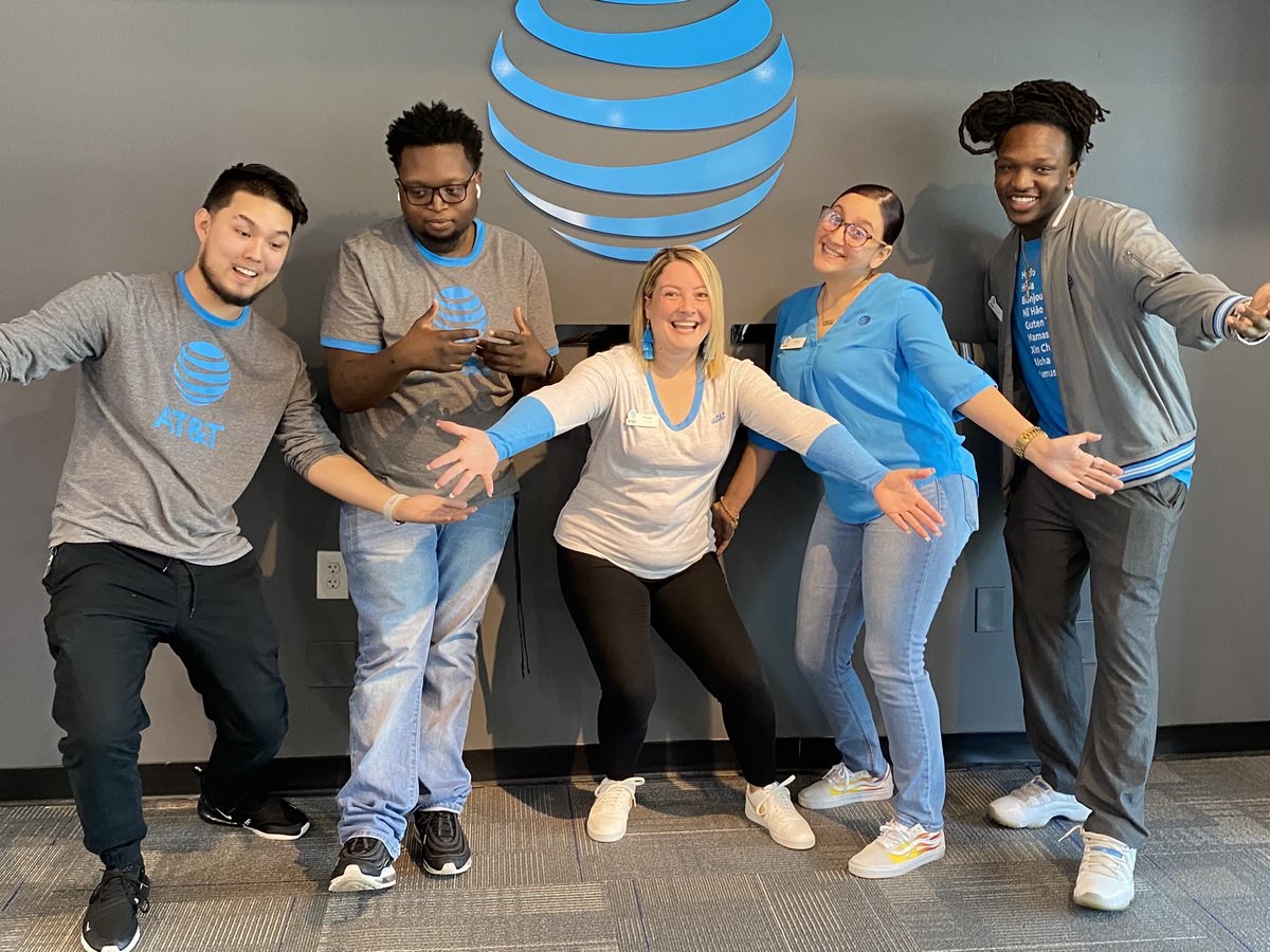 Melanie Flores tweet media