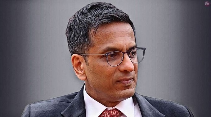 SAJANBHARDWAJ7's tweet photo. We,fellow citizens.the jurists, law students and victims know the name of Justice YV.Chandrachud with respect, even now Hon. JJ. If Chandrachud is there then trust increases, by the way #NALSA is FALSA? I have tested these legal justice authorities everywhere
@InfoSclsc #SCLSC . https://t.co/uP0drevIjJ