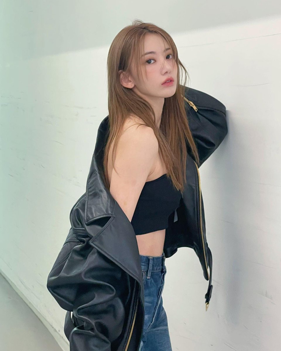 LESSERAFIMPeru's tweet photo. 【FOTOS】Actualización de Sakura en Instagram.

🔗 https://t.co/dmsZGWfHb9

#LE_SSERAFIM #르세라핌 #SAKURA #사쿠라 @le_sserafim @IM_LESSERAFIM https://t.co/pONfi3FBiW