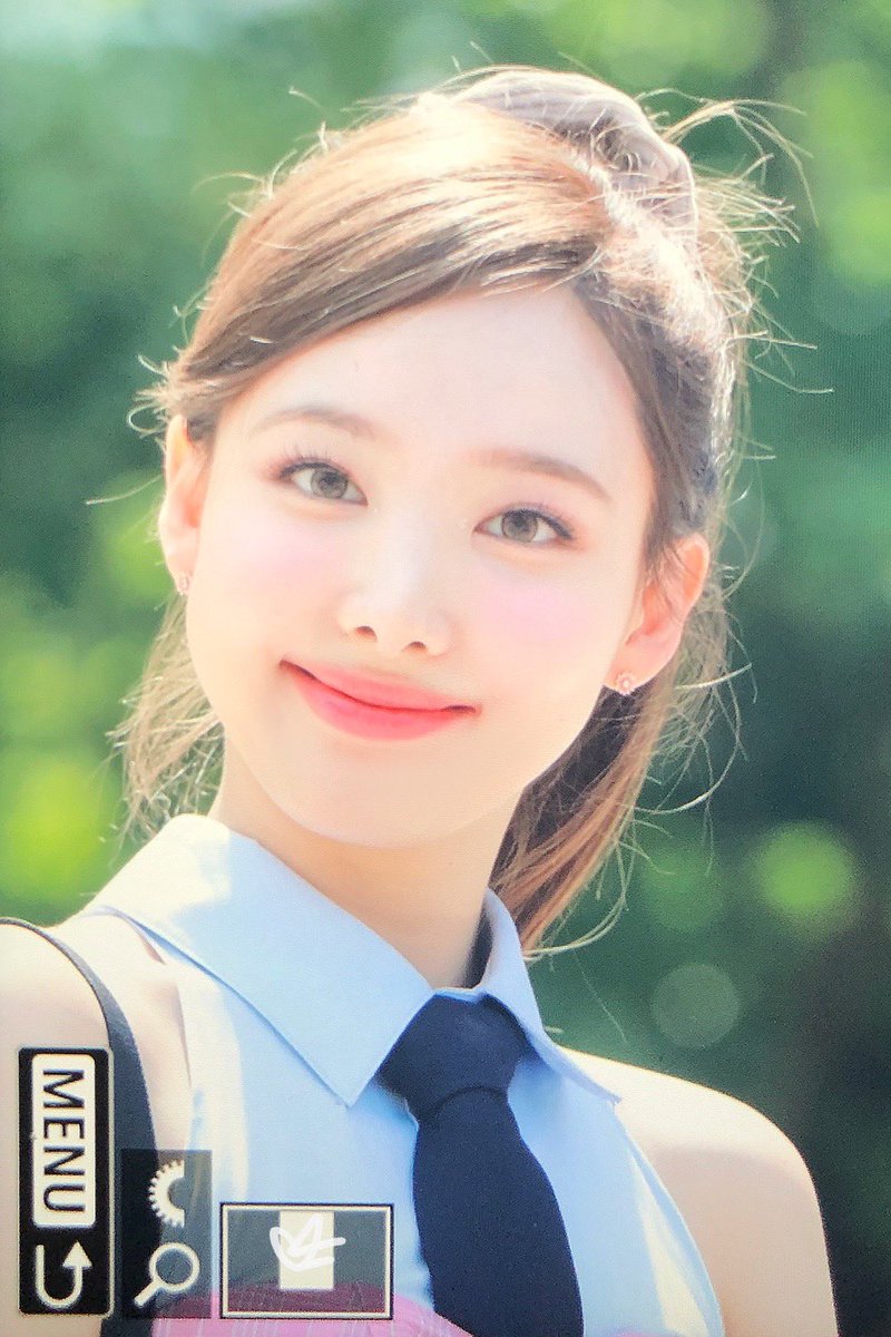 heartlipped's tweet photo. 220903 pre- 
어떻게 사람이 이렇게 이쁘담,,

#나연  #Nayeon  #ナヨン
#TWICE https://t.co/JvQutmQRzC