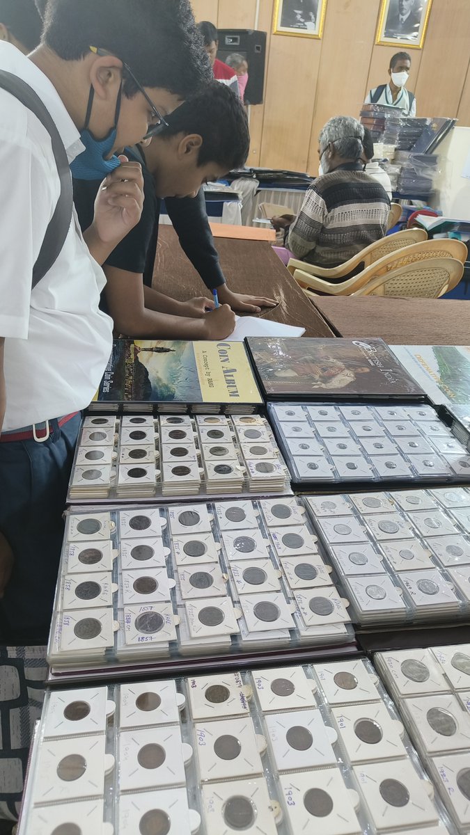 bgspublic's tweet photo. On 8th July 2022, the students of Grade VI from BGS Public School geared up for an exciting yet informative field trip to ‘Nanya Darshini 2022’, an all- India exhibition of coins, currencies, stamps and other collectables conducted by the Karnataka Numismatic Society. https://t.co/n9es7CwZ13
