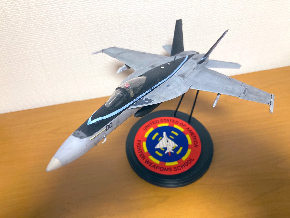 jun_area51's tweet photo. 1/72  
FA18E DaggerSpare: Hangman 105
FA18F Dagger4: PAYBACK&amp;FANBOY 501
FA18E TOPGUN Maverick 00

3機完成✨
3社異なるキットの同時進行は混乱💦
キャノピーの隙間からクリアが入ったり失敗ばかり反省😔

#FA18ESuperHornet 
#FA18FSuperHornet 
#トップガンマーヴェリック
#トップガン祭り https://t.co/DoGzOsqgDr