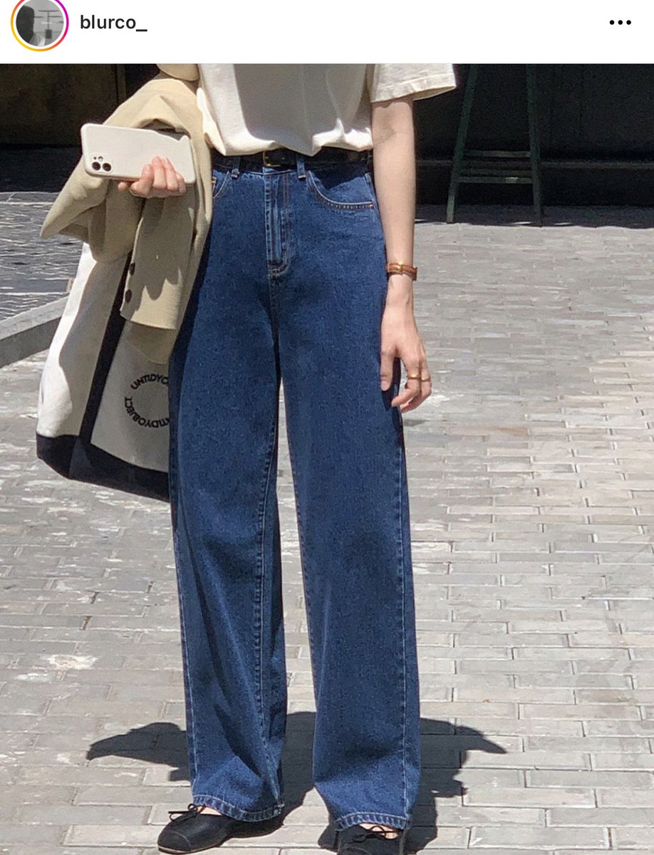 อยากได้กางเกงยีนส์สีแบบนี้ง่ะะะ ใครมีแนะนำบ้าง🥹