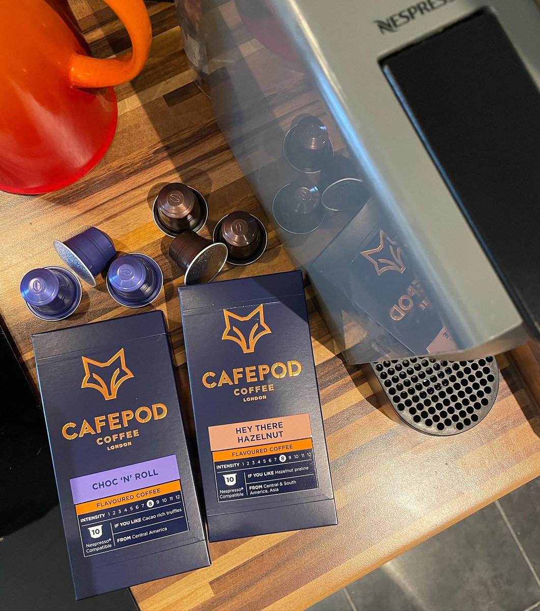 All_Things_New_'s tweet photo. [Gifted] Choc ‘N’ Roll and Hey There Hazelnut coffee pods! ☕️ A big thanks to @cafepod for sending their new flavours across for us to try. Our fave it the choc one 🍫 Check out their page for more info ☕️ #cafepod #nespresso #coffee #chocolate #hazelnut #wellthisisnew https://t.co/fdHOoGDalU