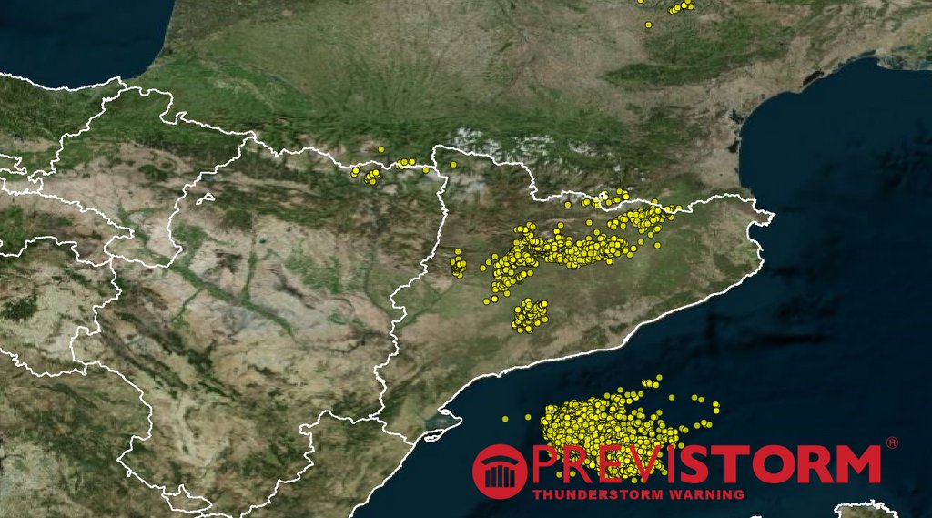 INGESCO's tweet photo. En las últimas 2 horas han sido detectados 29096 rayos en el noreste de la Península Ibérica. #INGESCO https://t.co/YdiaNTitgL