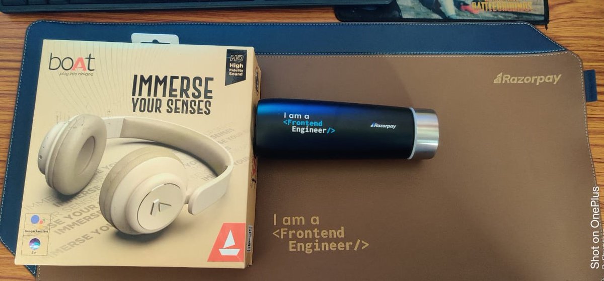 Jeet_2003's tweet image. Thank you @smileguptaaa and @RazorpayEngg Team for sending this !! Loved it. 
#MemePlayWithRazorpay (as part of #RazorpayEngineeringMeetup - Frontend edition )
Check out If you haven&apos;t:- youtu.be/846_RywuJWg