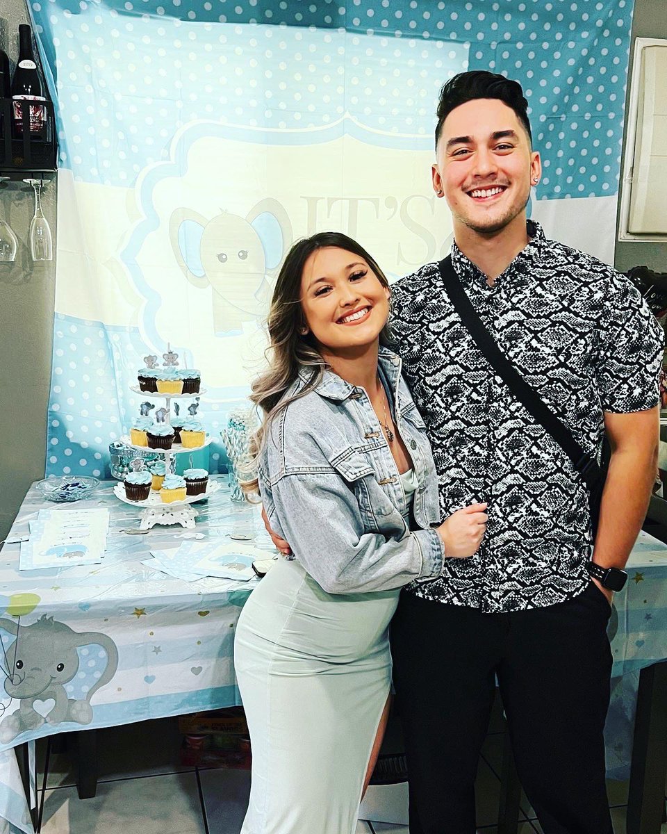 AdamSanNicolas2's tweet photo. Happy Birthday Love Bug so happy your in my life #Queen#Day1❤️❤️❤️for many more years to come baby girl❤️ https://t.co/2dwhLTBSLP